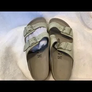 Birkenstock washed metallic cream gold online
